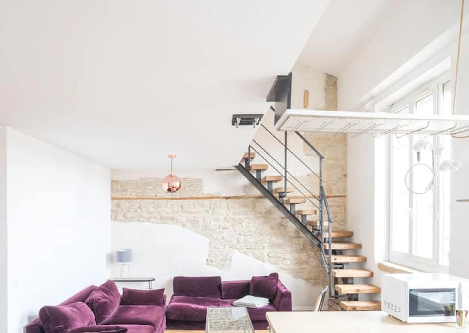 Quiet, bright duplex apartment in Croix-Rousse