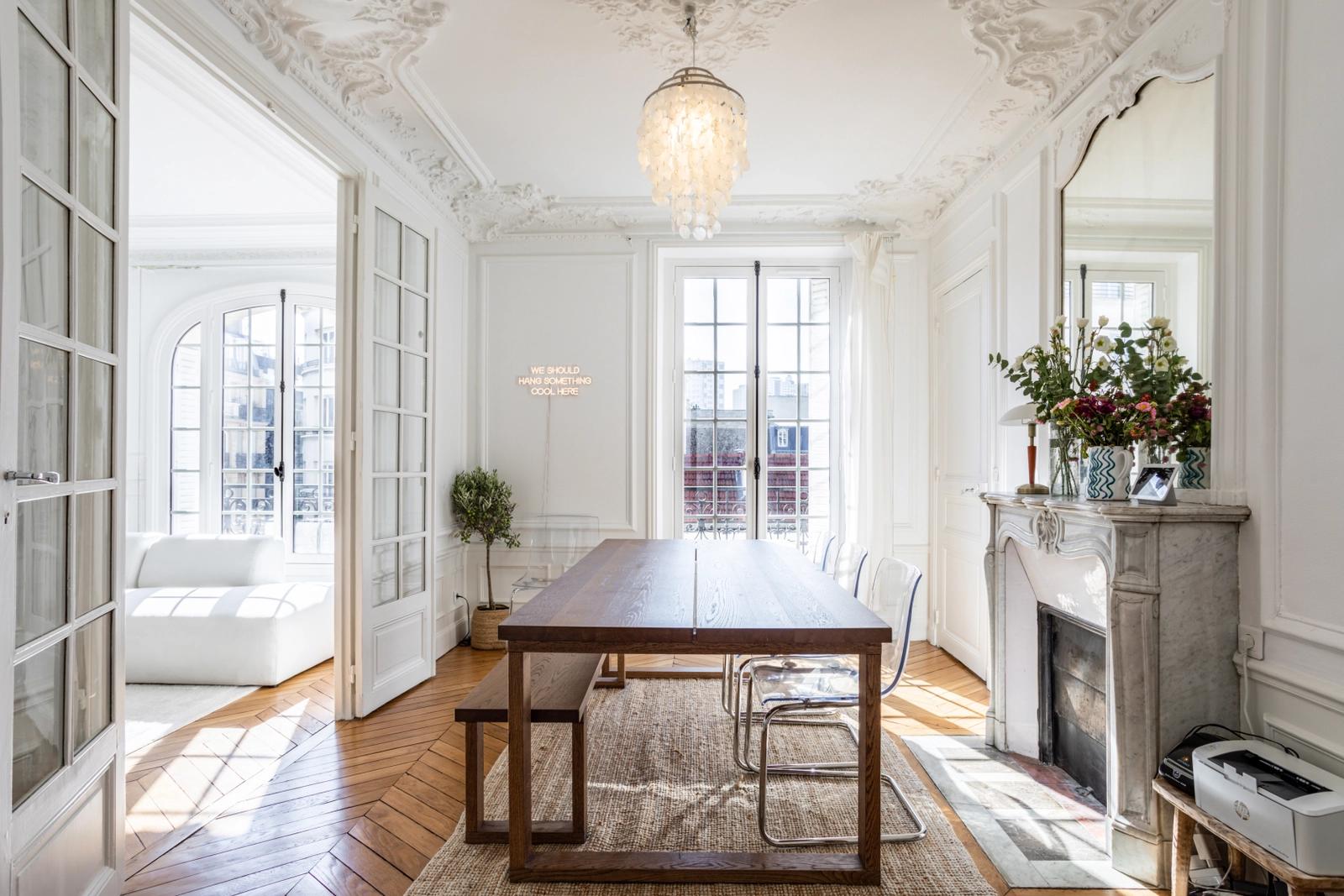 Sublime, light-filled Haussmann apartment