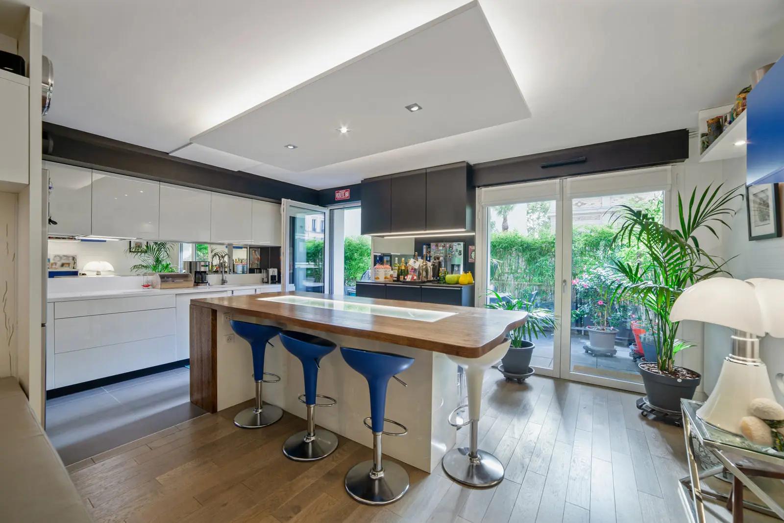 Kitchen dentro Magnífico piso de diseño con terraza - 2