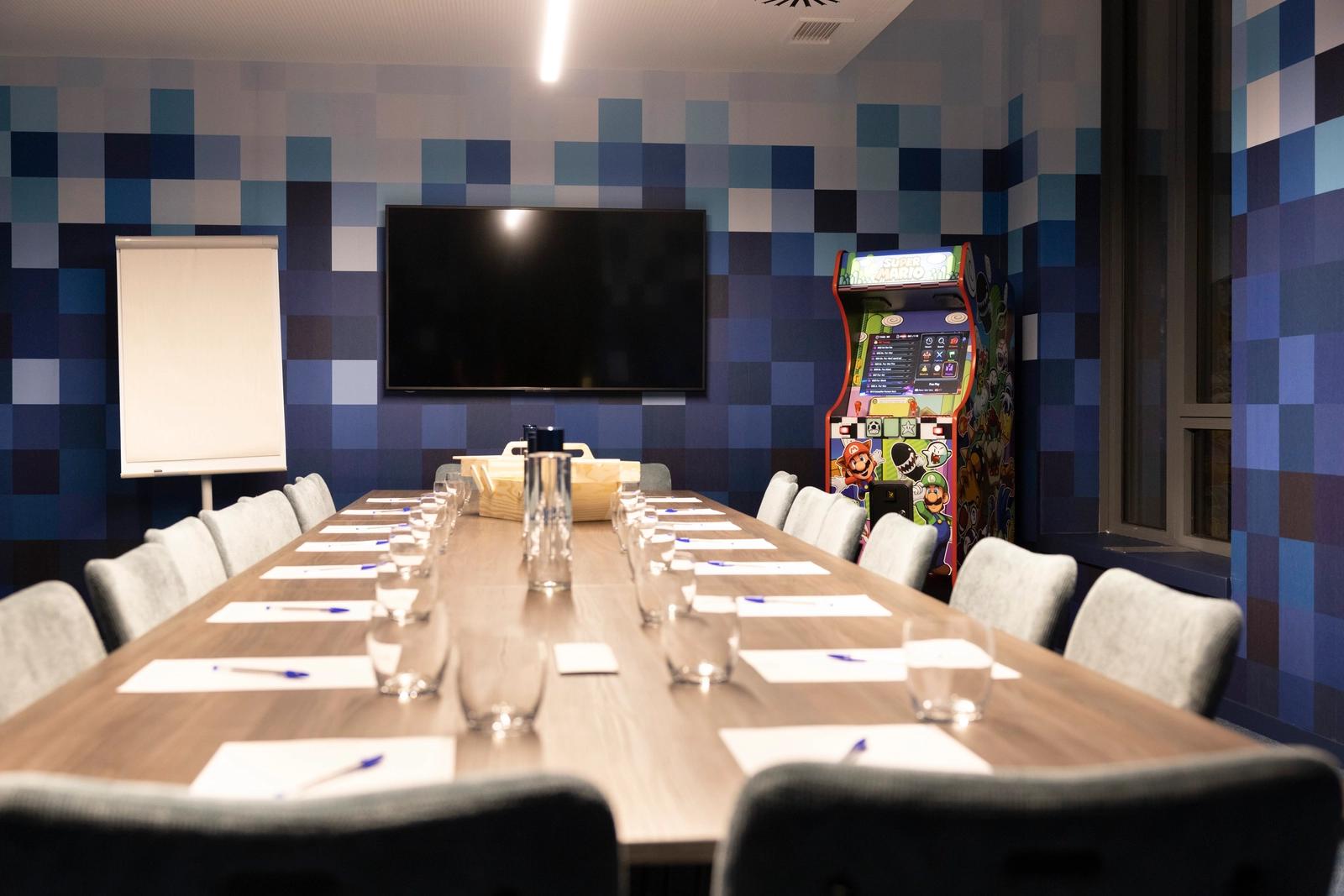 Meeting room in Super Pixels - 5