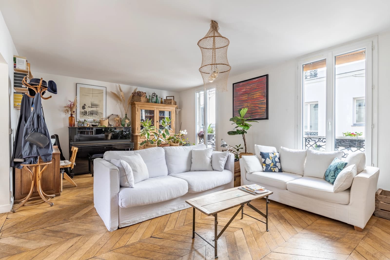 Living room in Vintage apartment in Montmartre - 4