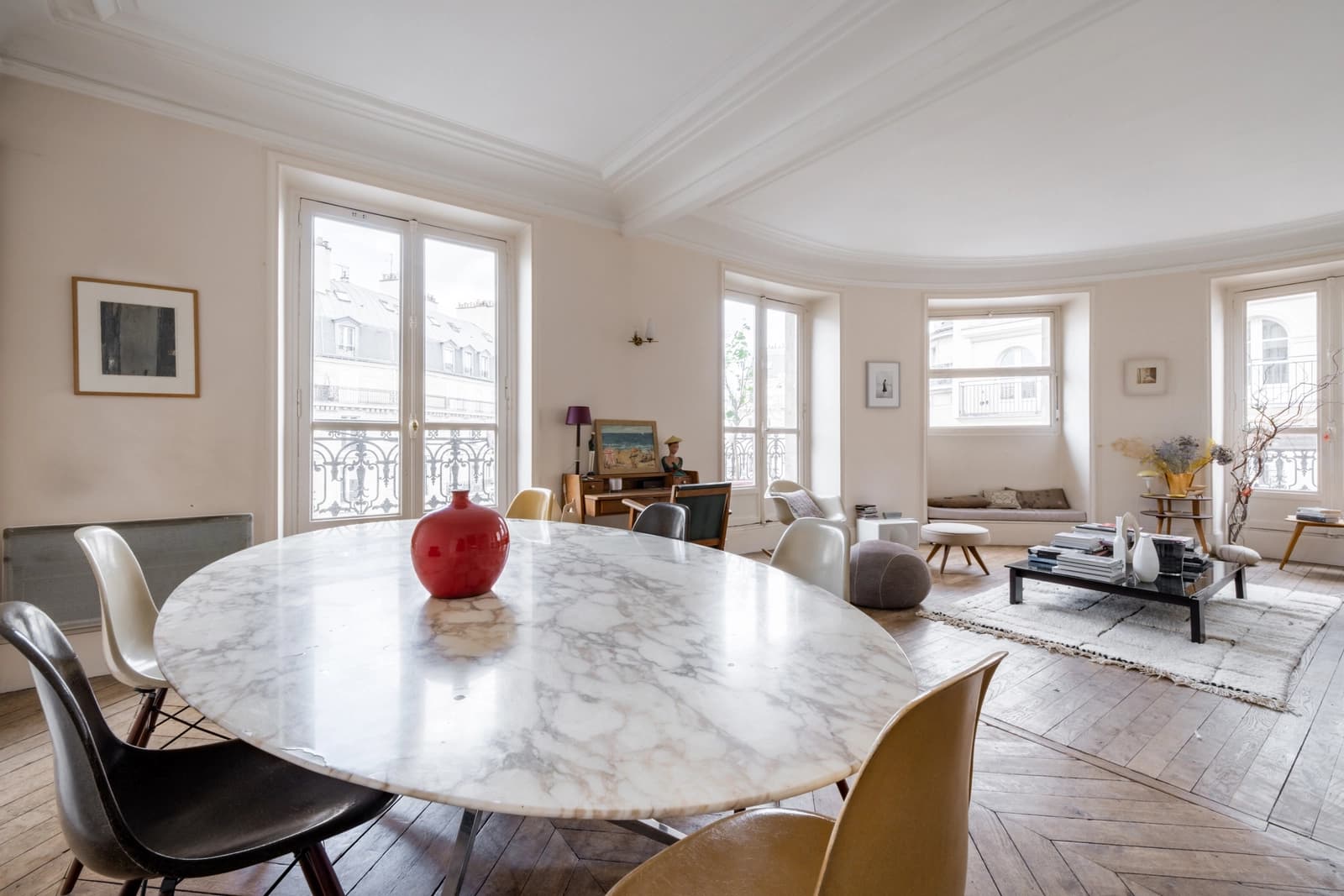 Meeting room in Apartment in the center of Paris - 2