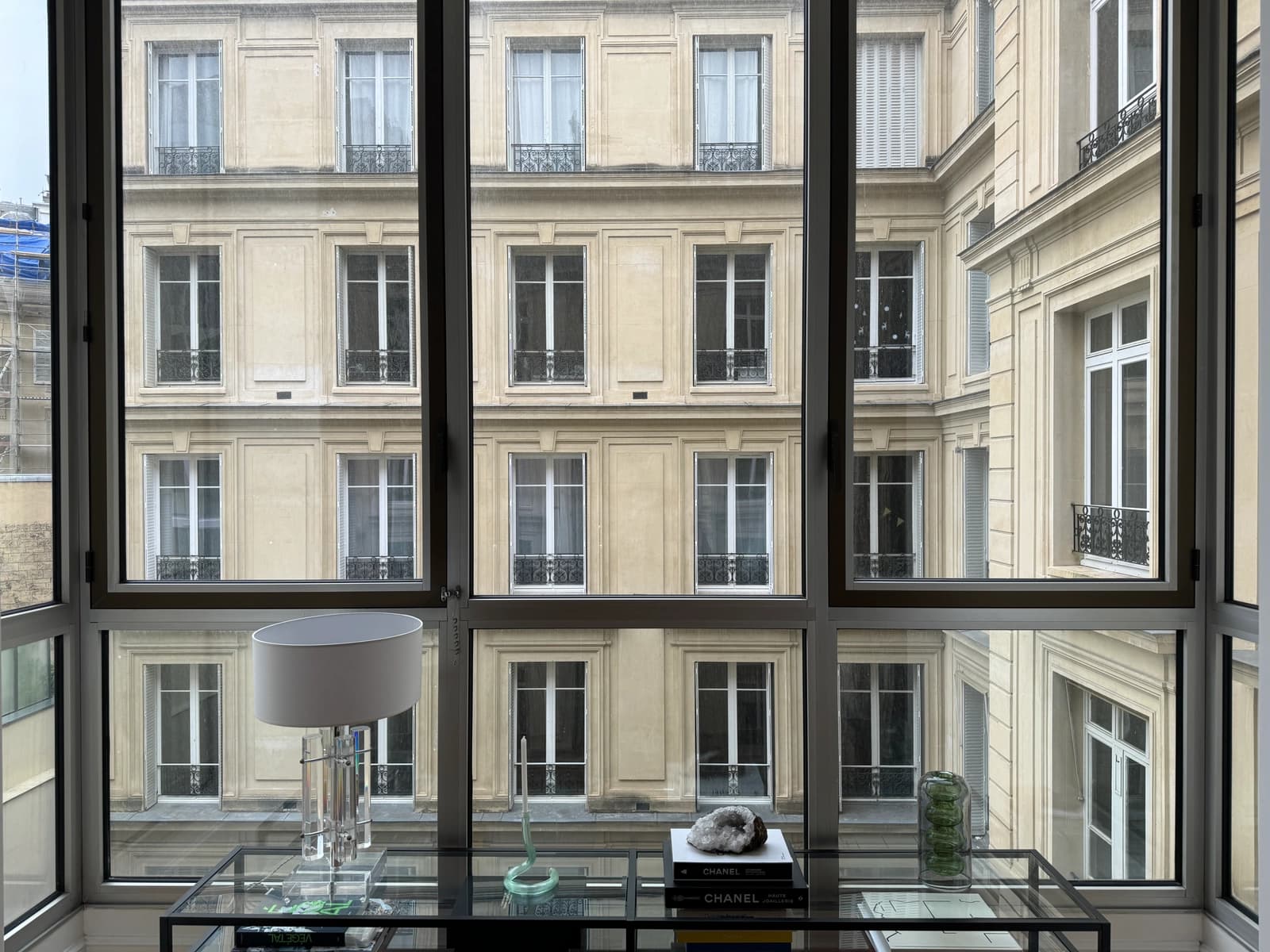Space Haussmann apartment with glass roof - 1