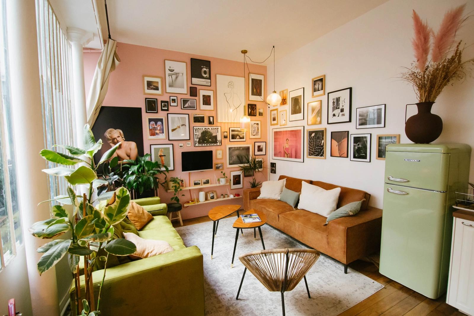 Living room in Superb studio créa in the heart of Paris 10 - 2