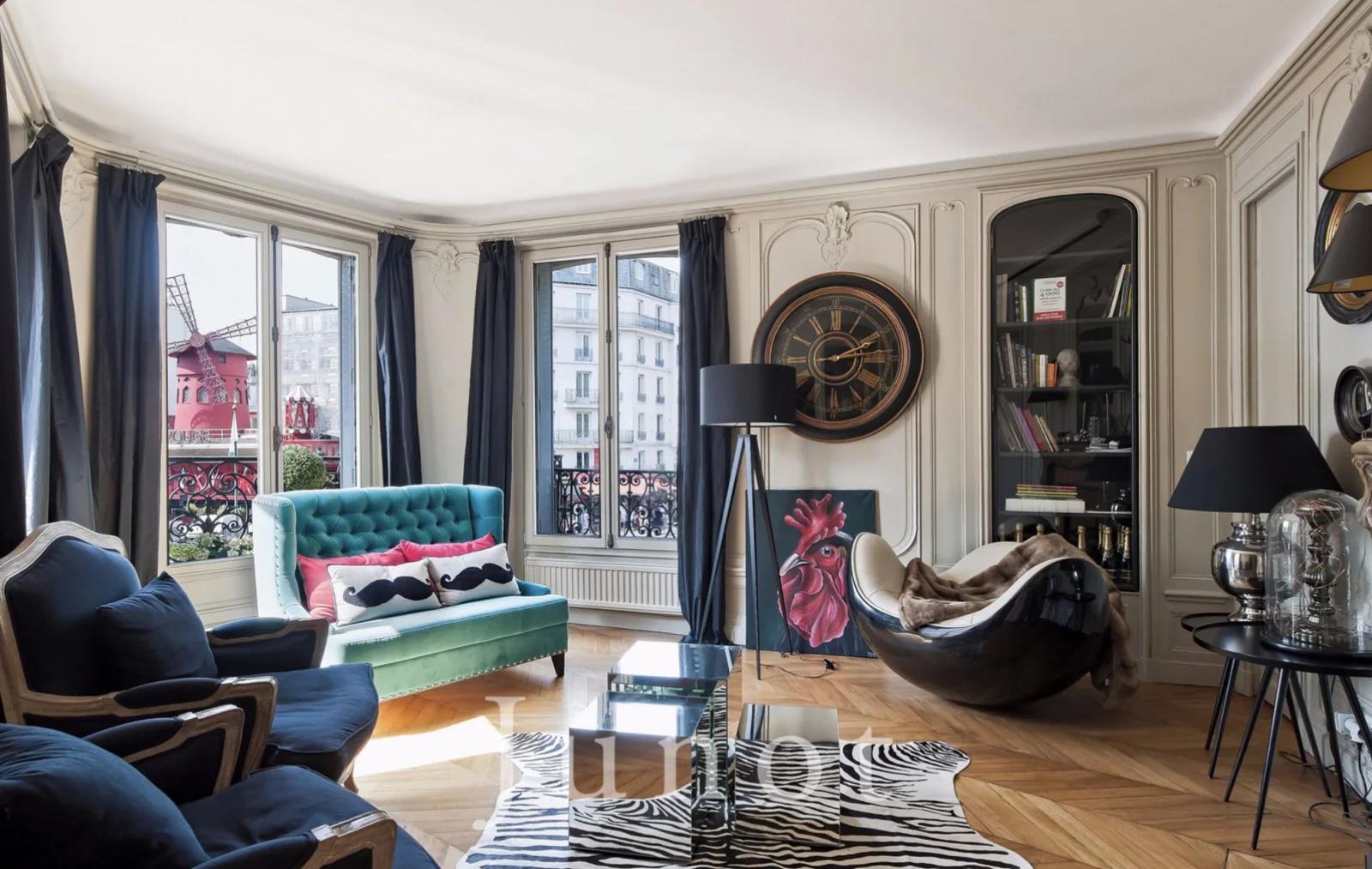 Living room in 203m² opposite the Moulin Rouge at the foot of Montmartre - 1