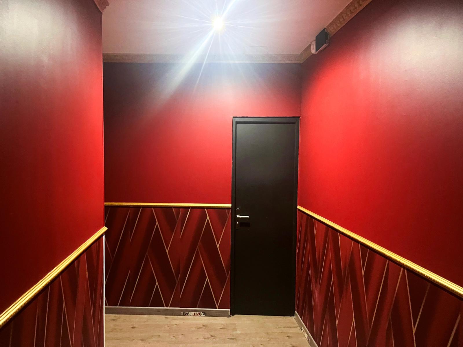 Salon dans Couloir rouge - 3