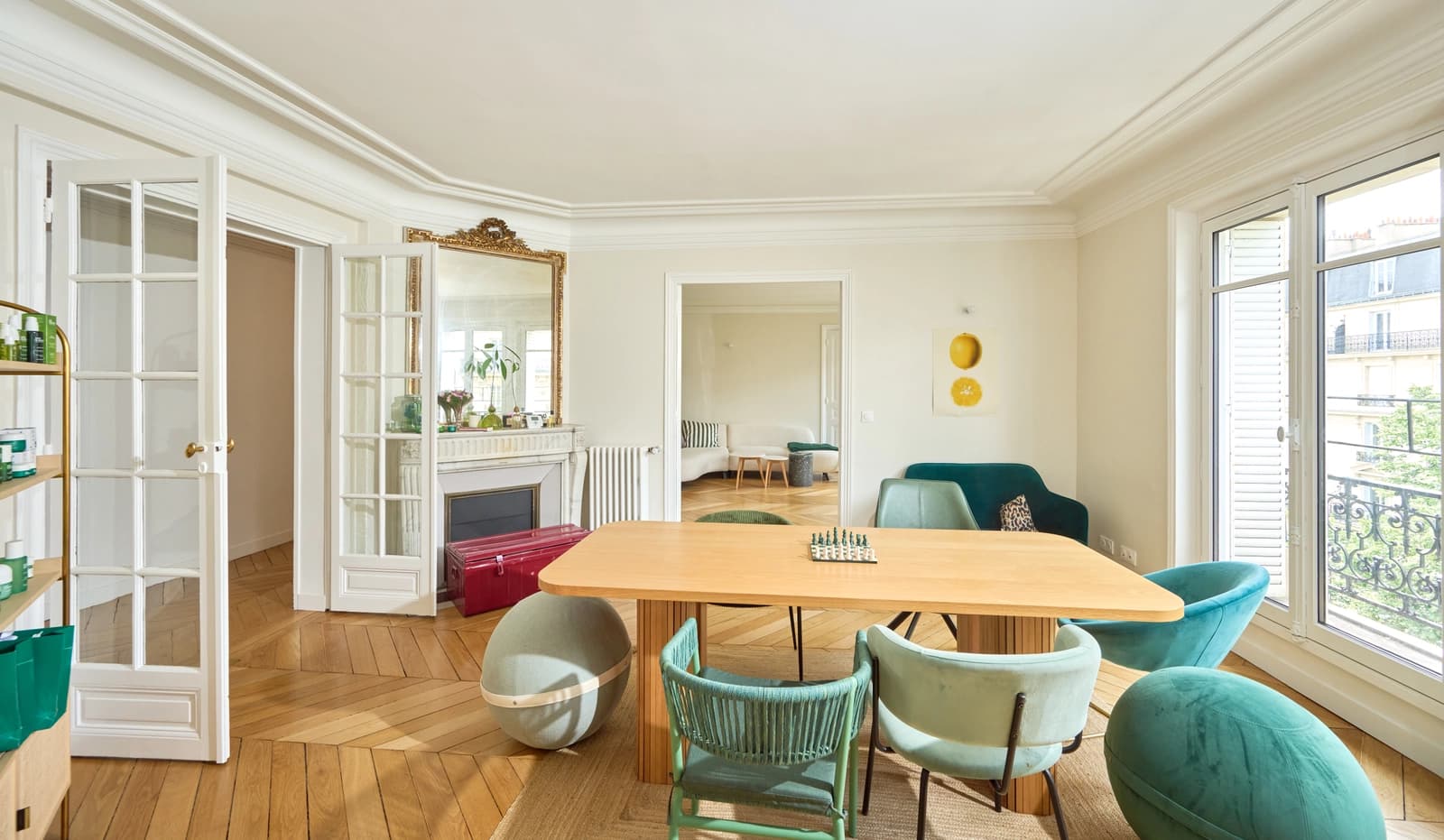 Meeting room in Elegant and professional Haussmann apartment - 1