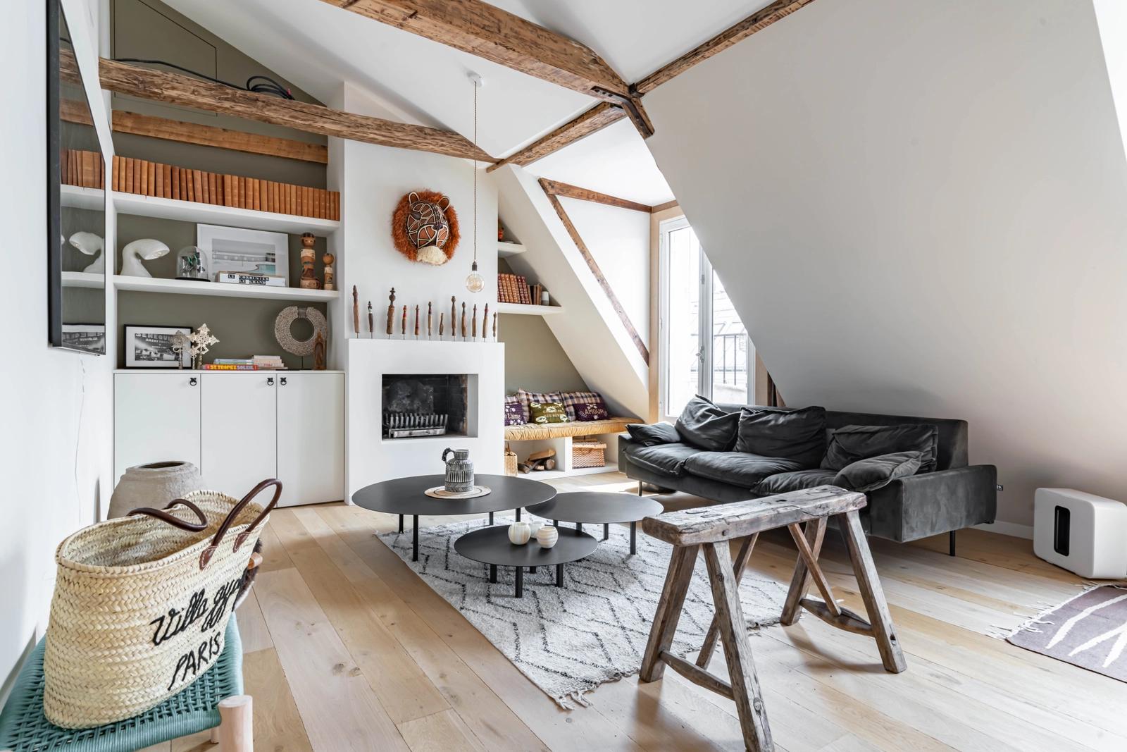 Living room in Superb architect-designed apartment - 1