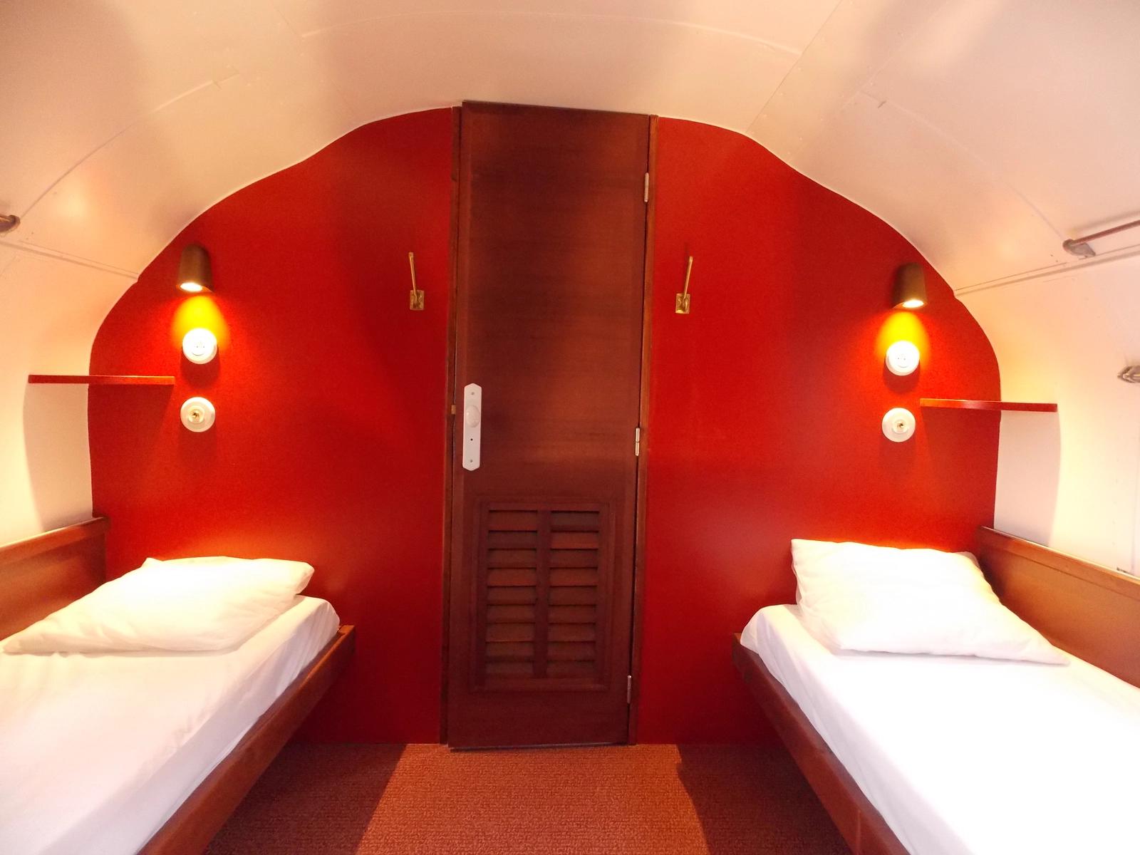 Space Train carriage transformed into an unusual dwelling - 1