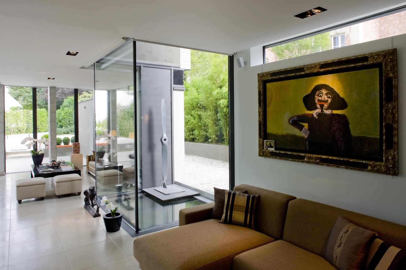 Living room in Fully glazed onto a magnificent garden - 1