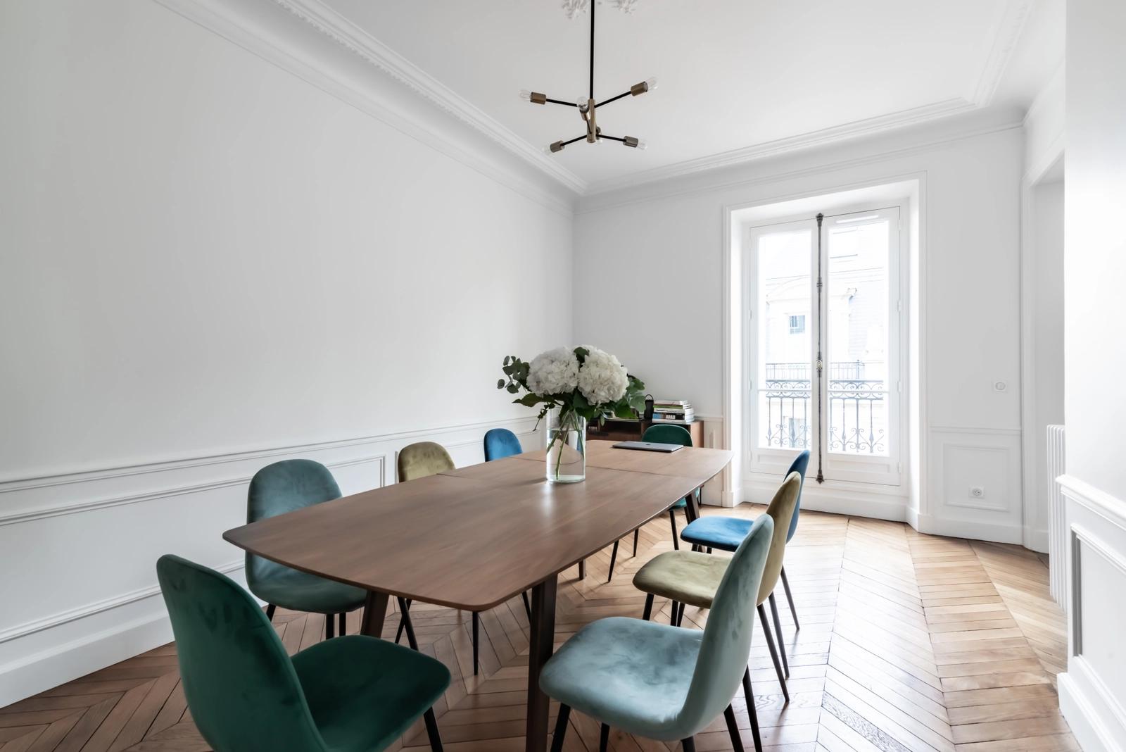 Meeting room in Apartment PALAIS GALIERA - Eiffel Tower view - 3
