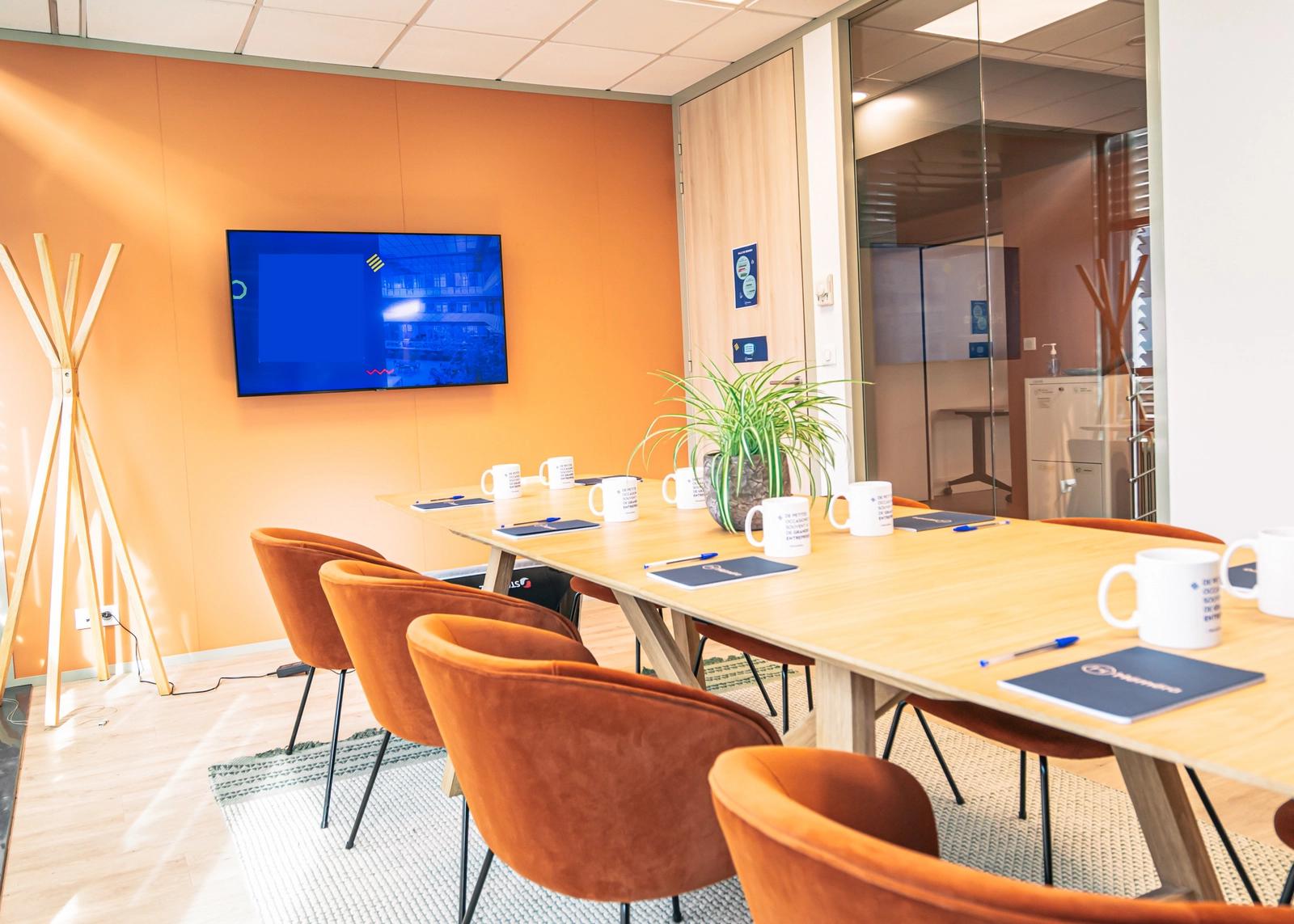 Meeting room in Bright, modern meeting room - 1