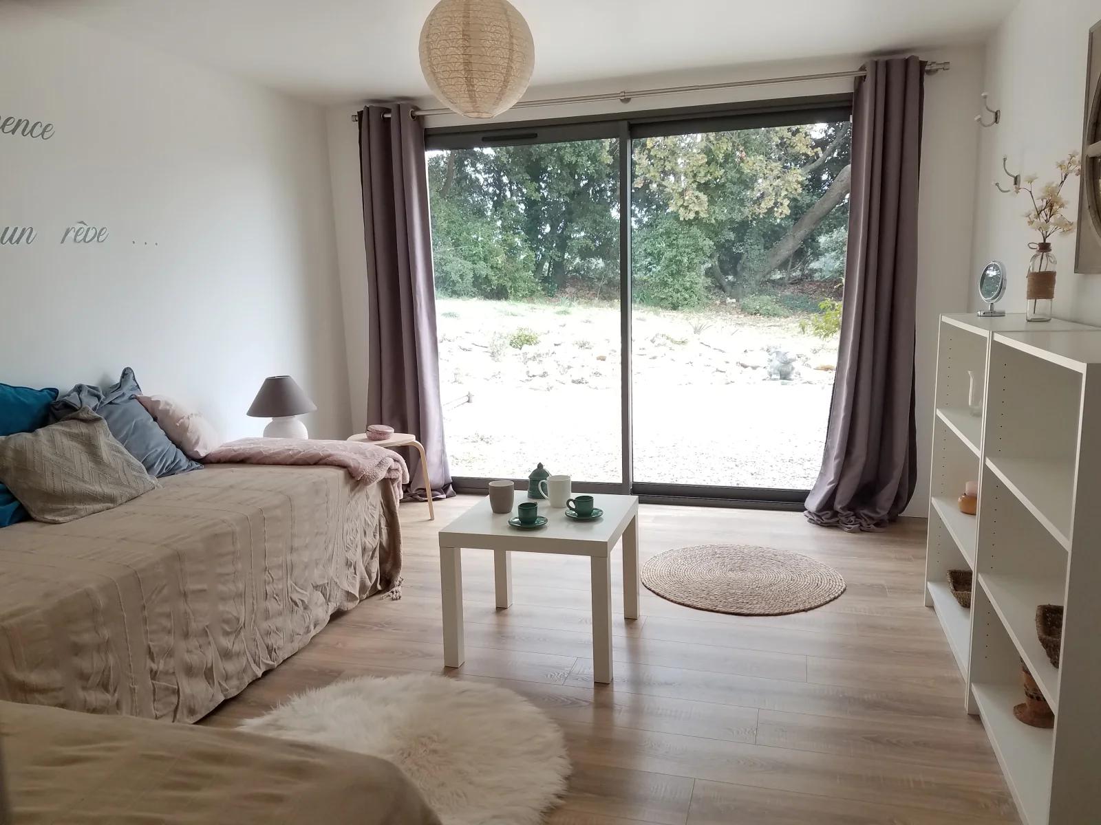 Dormitorio dentro Casa en Drôme provençale - 1