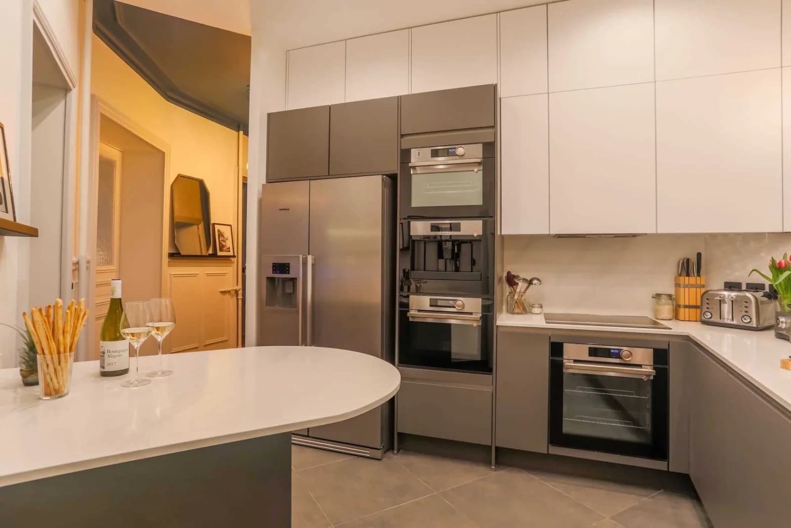 Kitchen in Magnificent Haussmann designer apartment - 4