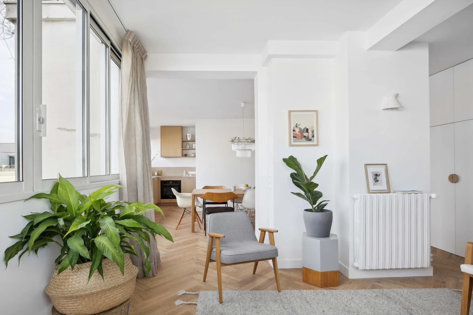 Living room in Cosy designer apartment overlooking Montmartre - 1