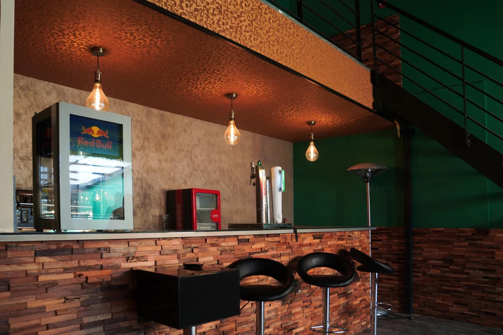 Espace Restaurant avec bar, cuisines & véranda  - 3
