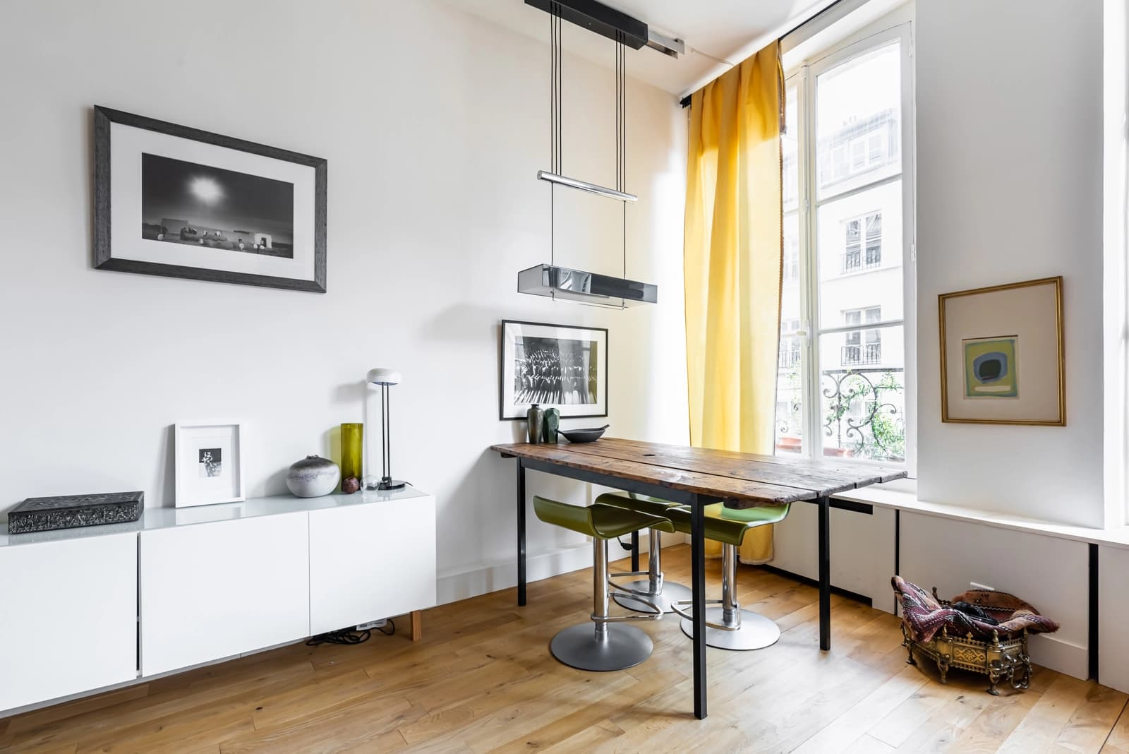 Space Sublime light-filled two-room apartment Beaubourg - 5