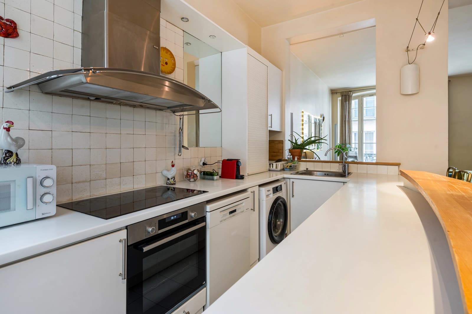 Kitchen in Apartment in the heart of the Marais - 3