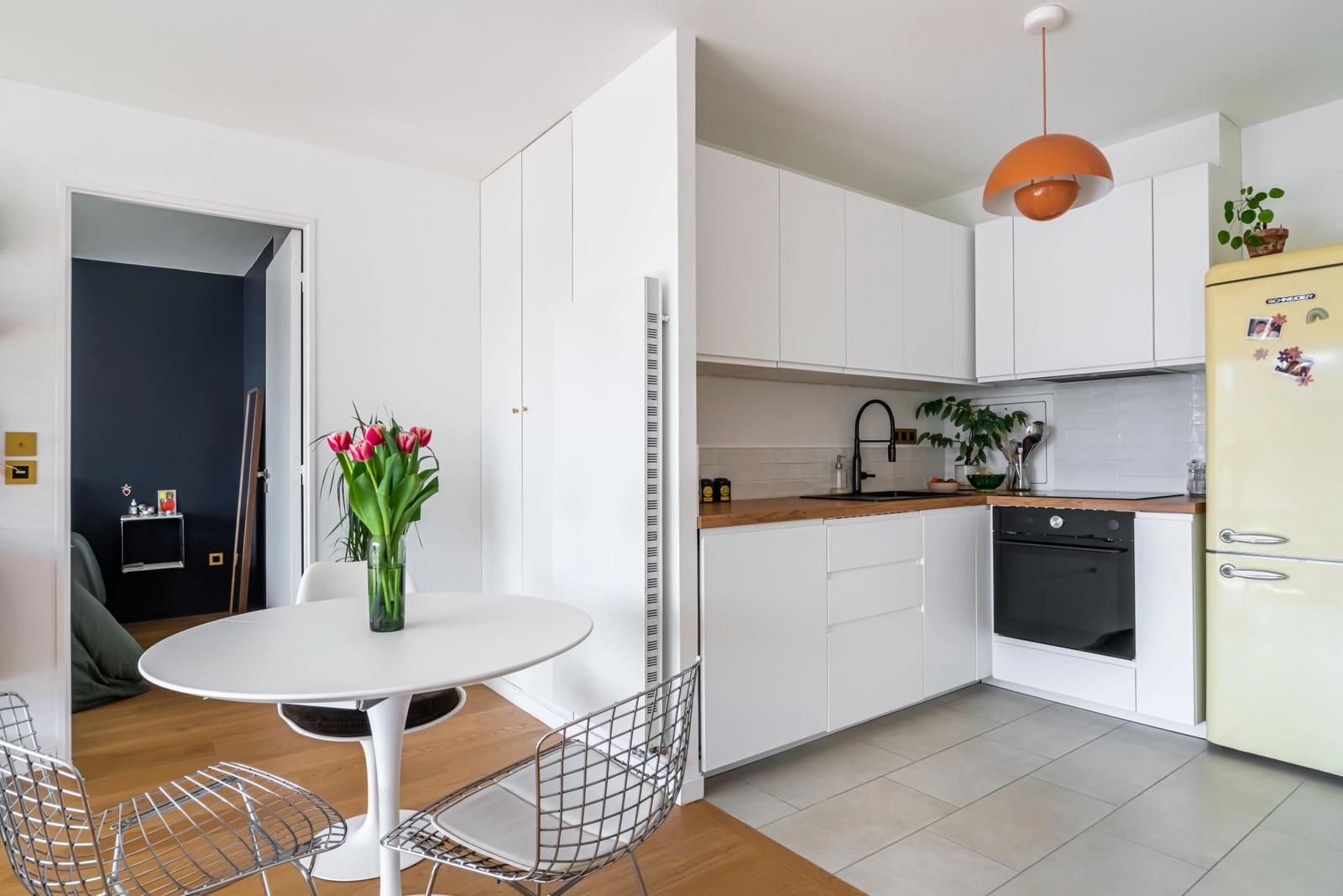 Kitchen in Modern apartment - Terrace - Sacré-Coeur view - 5