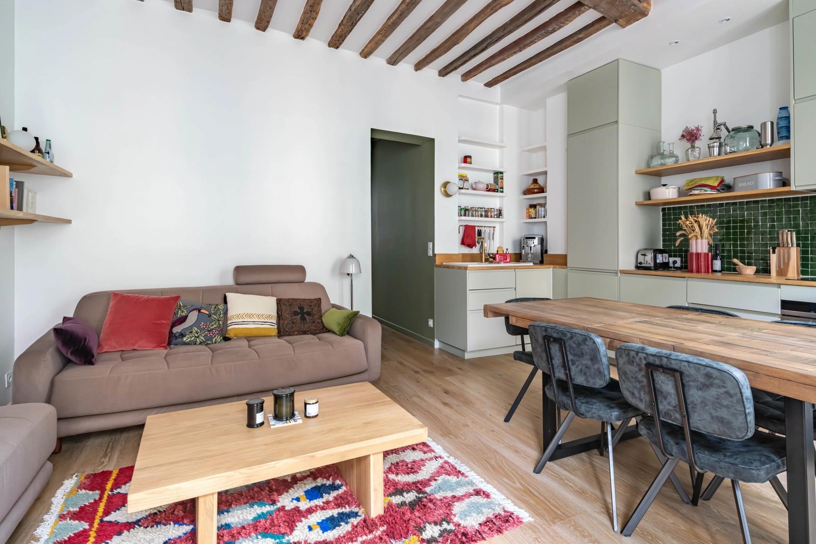 Living room in Charming, cozy apartment in the heart of Le Sentier - 1