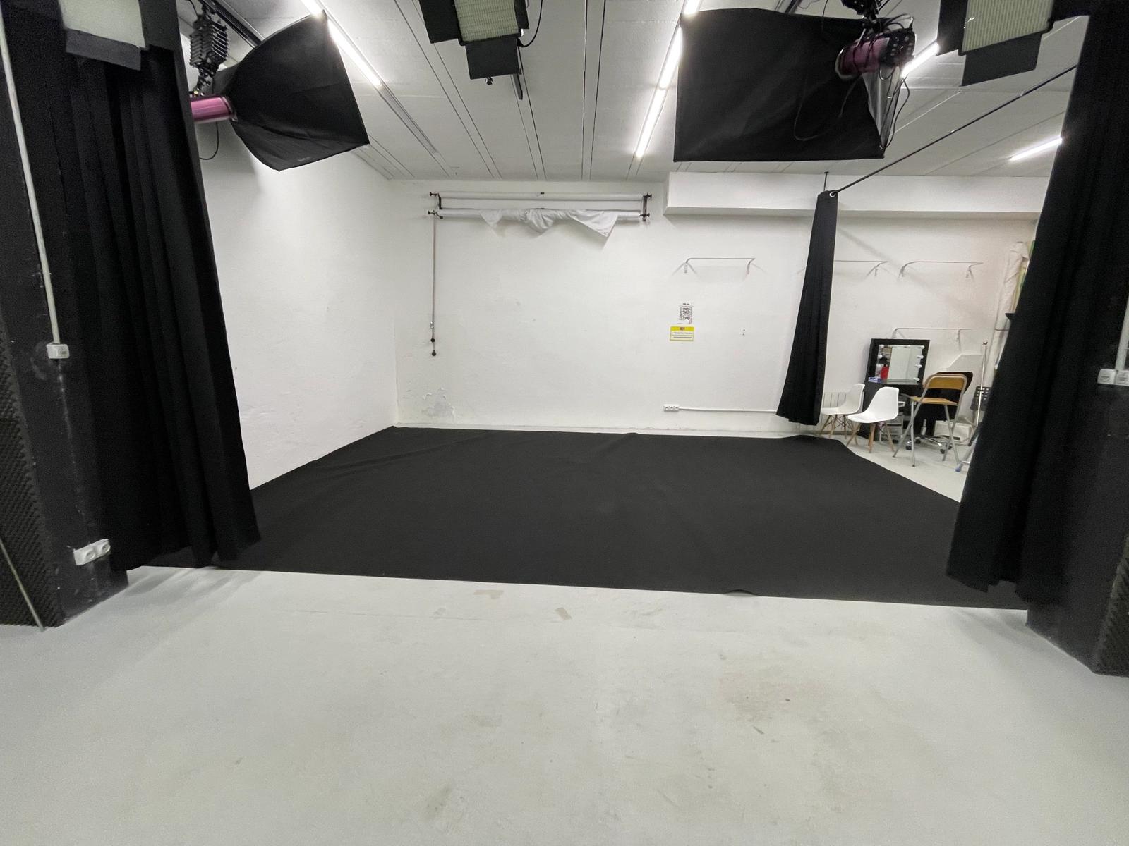 Sala dentro Estudio fotográfico/vídeo - Zona de casting - Galería - 5