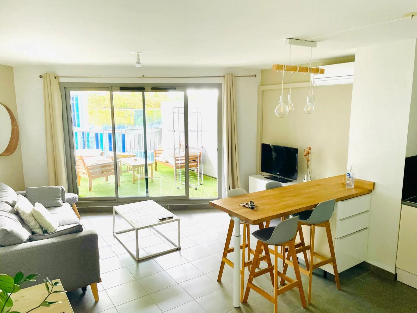 Salle de réunion dans Appartement à Montpellier Port Mariane avec terrasse - 3