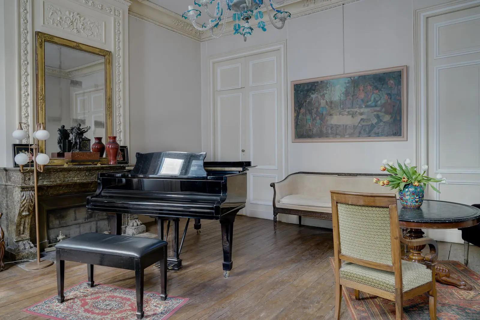 Meeting room in The Steinway lounges of a beautiful town house - 1