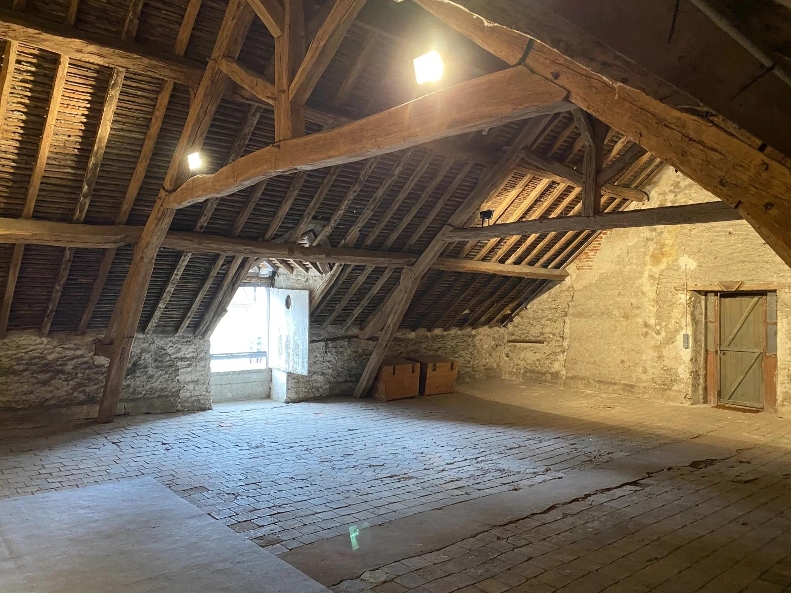 Meeting room in Large attic space in old house. - 1