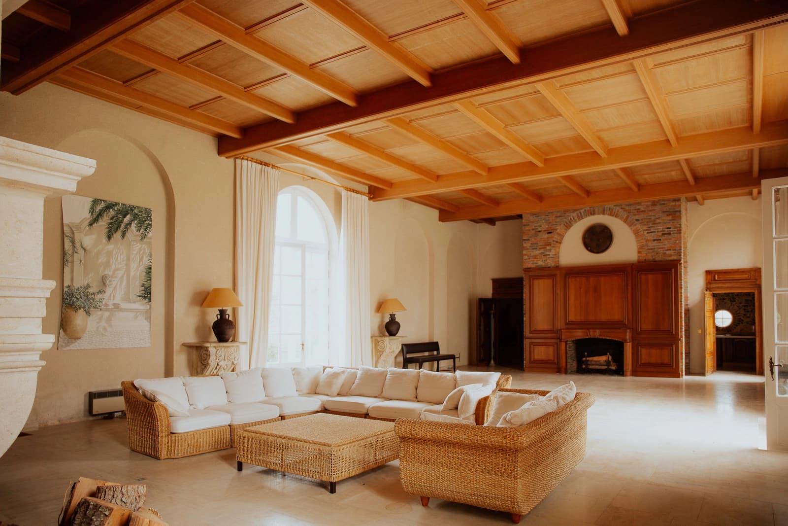 Living room in Country estate 45 minutes from Paris - 1