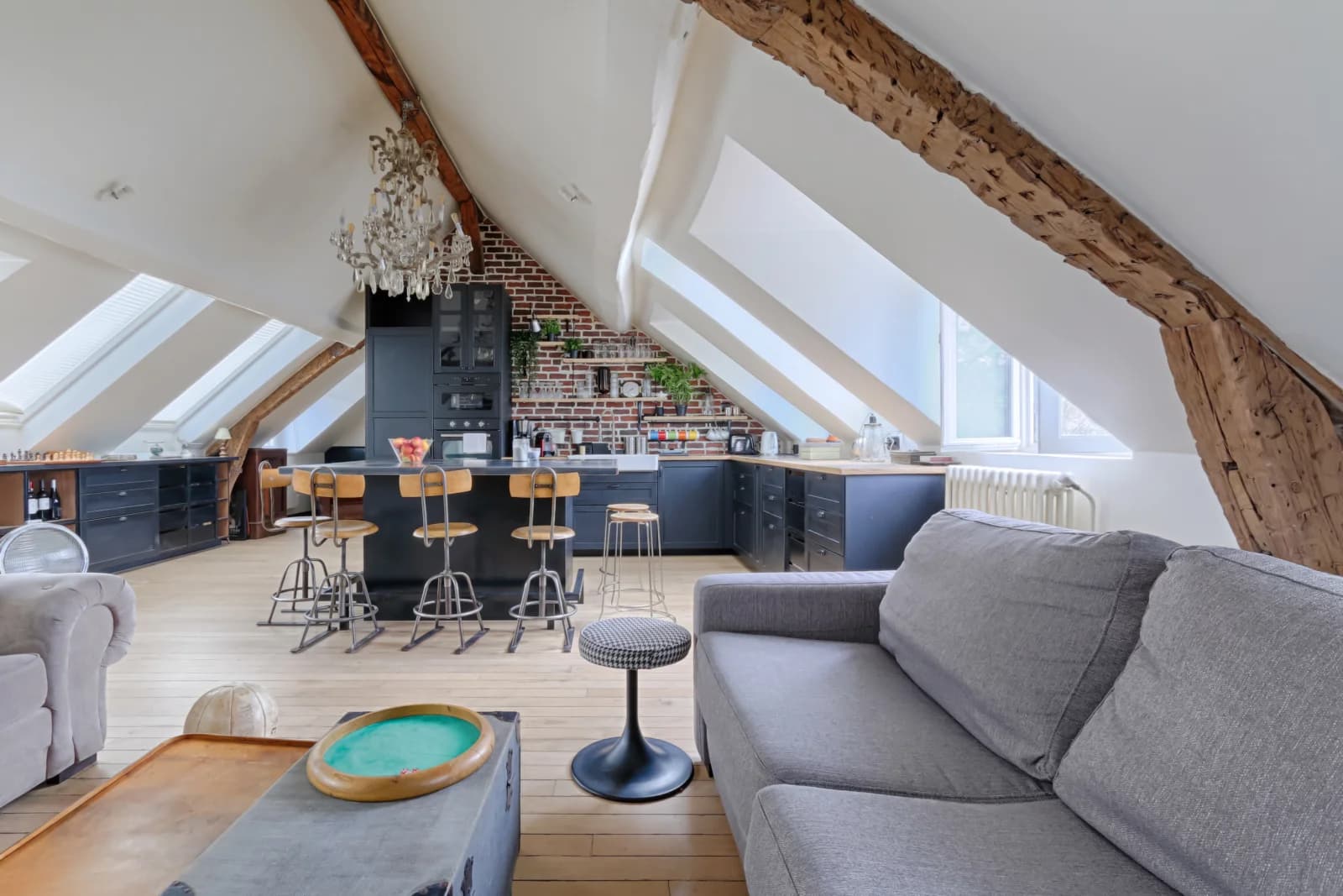 Sala dentro Lujoso piso de diseño parisino 120m² - Le Marais - 1