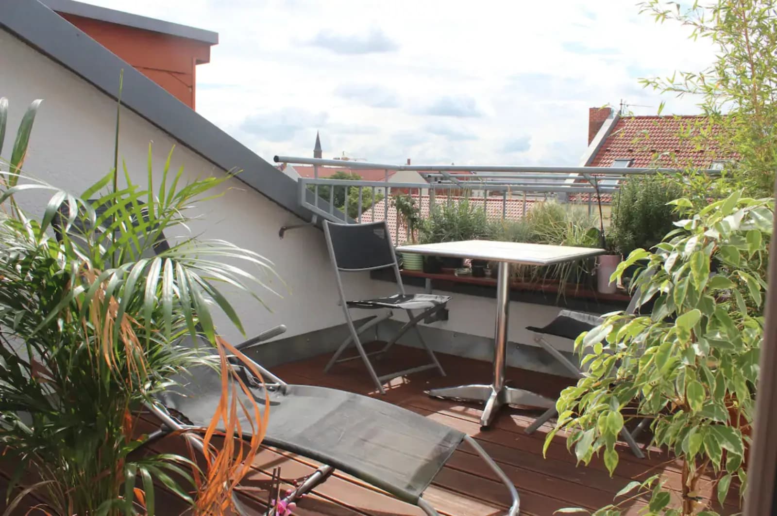 Comedor dentro Berlín Mittte Coworking Loft con terraza Sunroof - 1