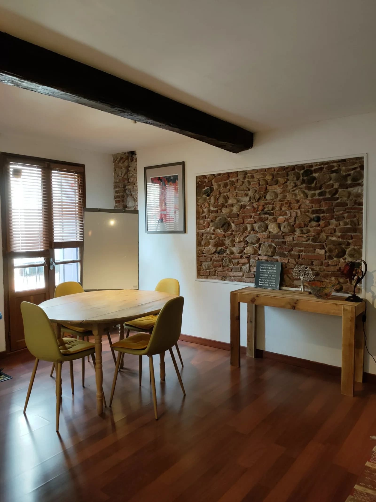 Meeting room in Cosy, functional house - 1