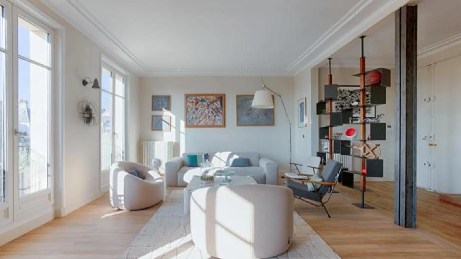 Living room in Duplex apartment in the Paris skyline - 16th arrondissement - 1