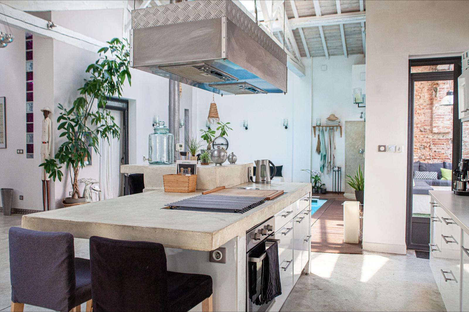 Kitchen in Urban oasis in the heart of Toulouse - 1