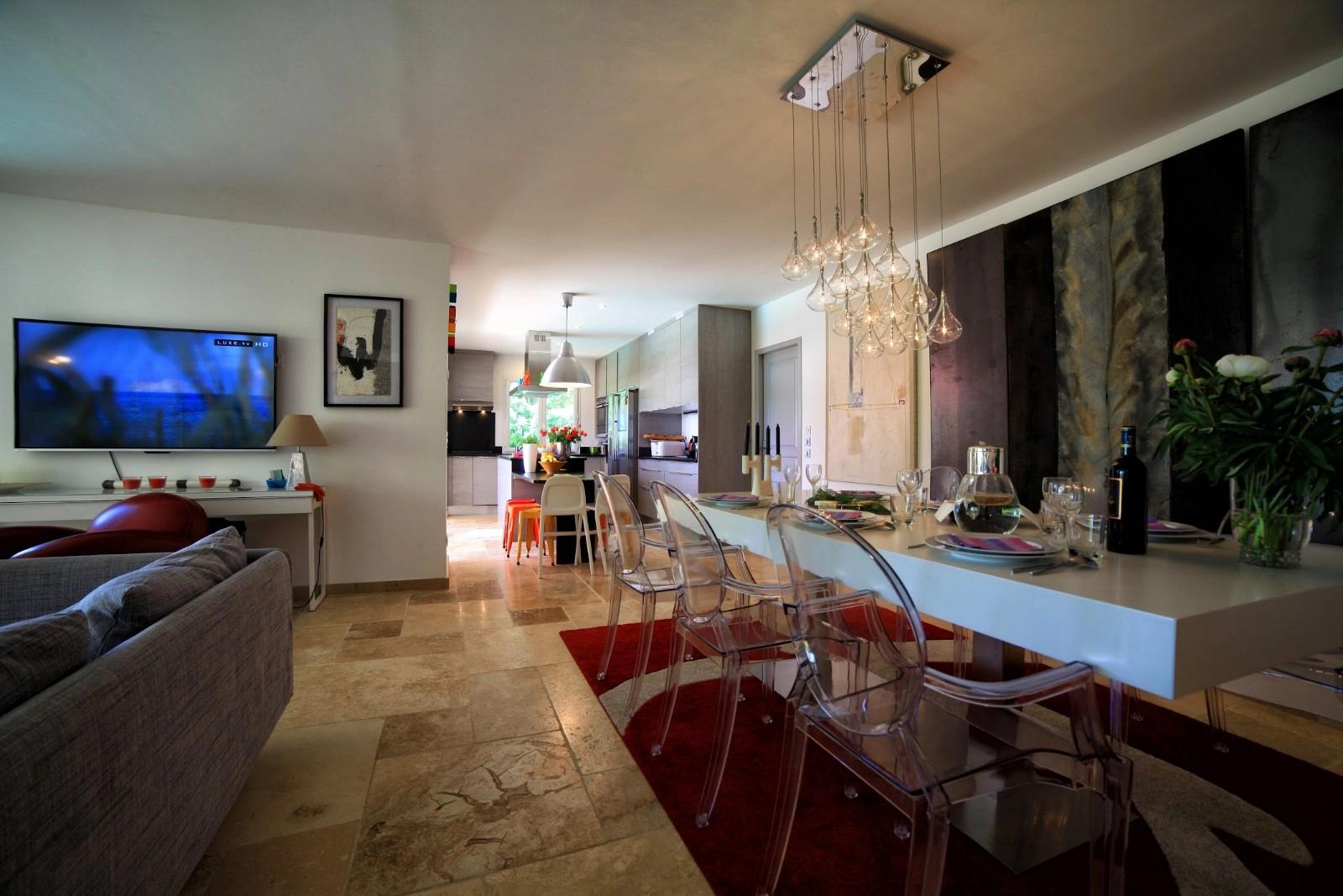 Meeting room in spacious designer villa in provence - 0