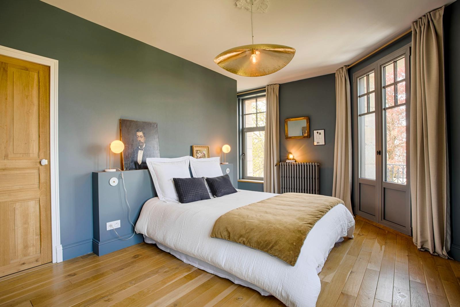 Bedroom in "Le Petit Manoir" Spacious & Convivial - 5