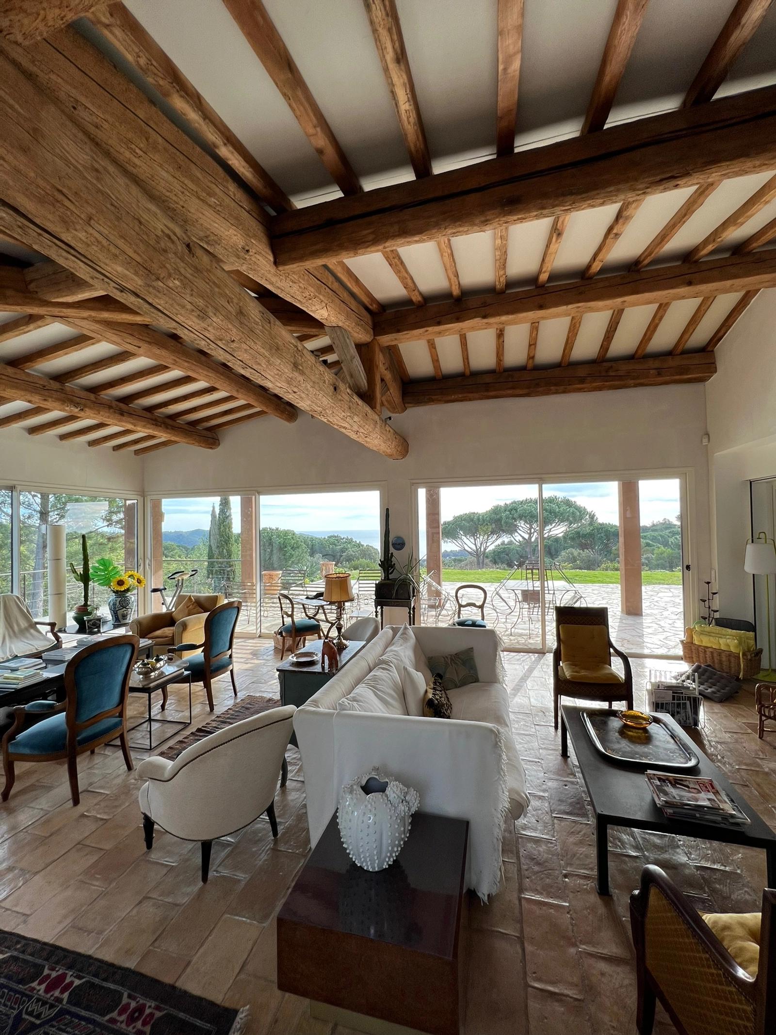 Meeting room in Magnificent villa near Saint-Tropez-pool - 1