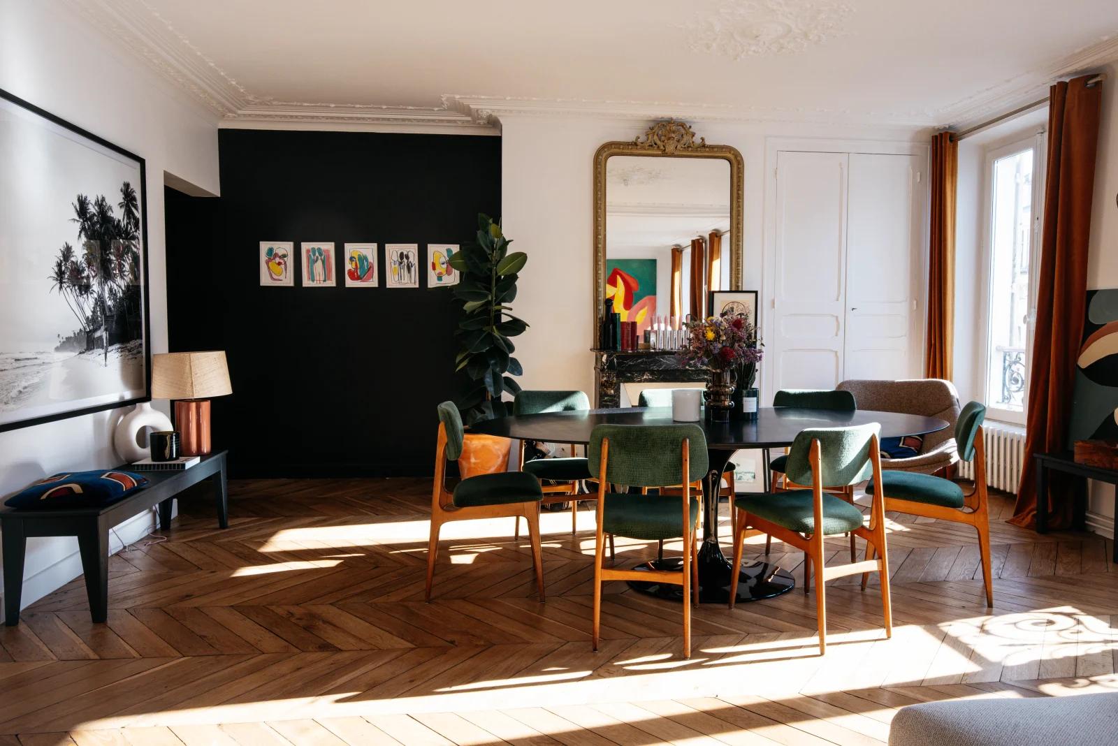 Meeting room in Bohemian-Chic ambience in the heart of Paris - 1