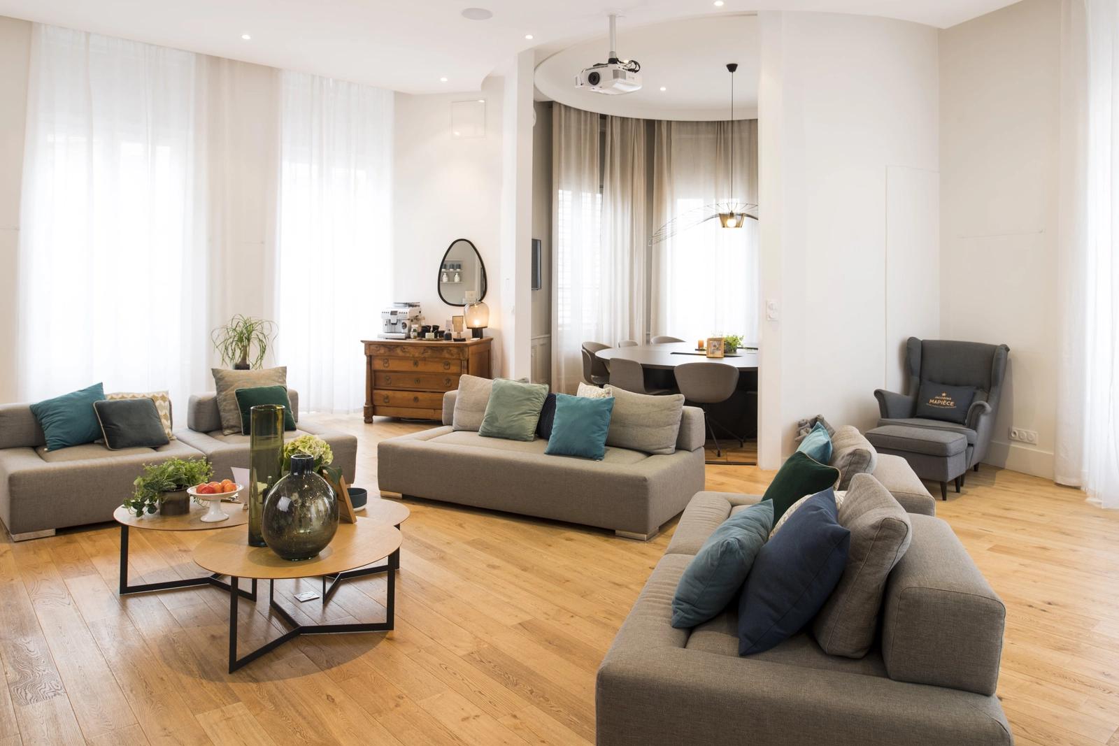 Living room in High Standing Apartment - Place des Jacobins - 5