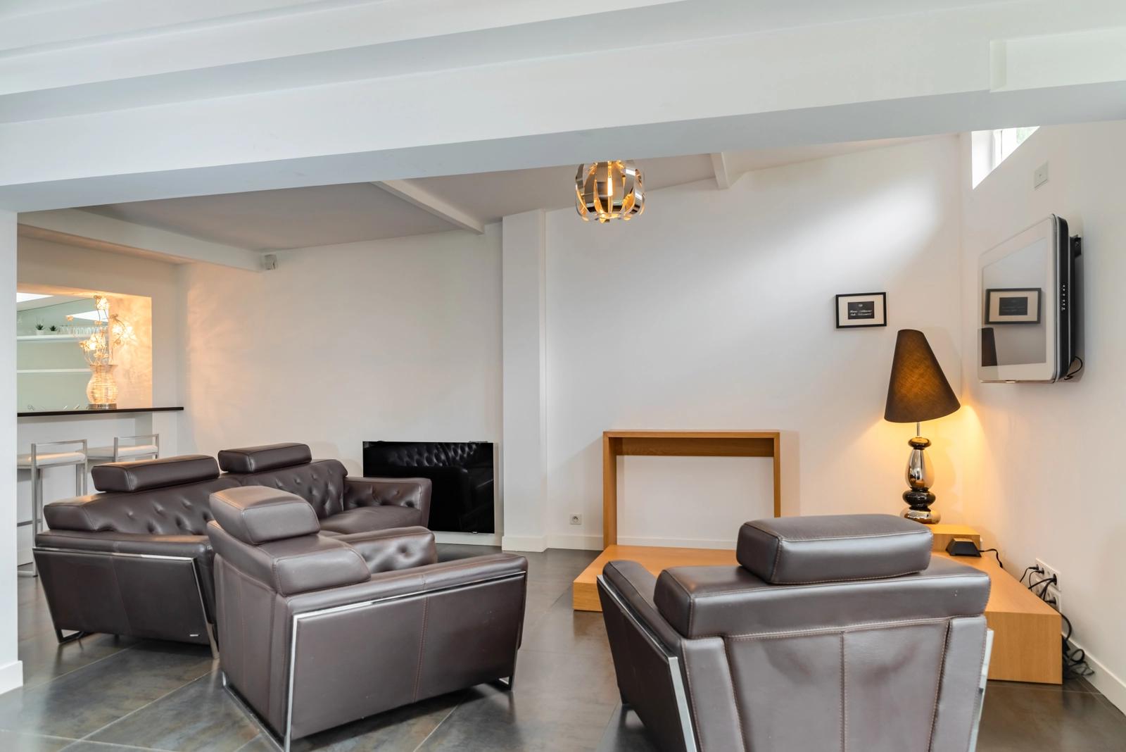Living room in Superb Villa with Garden Deauville center - 1