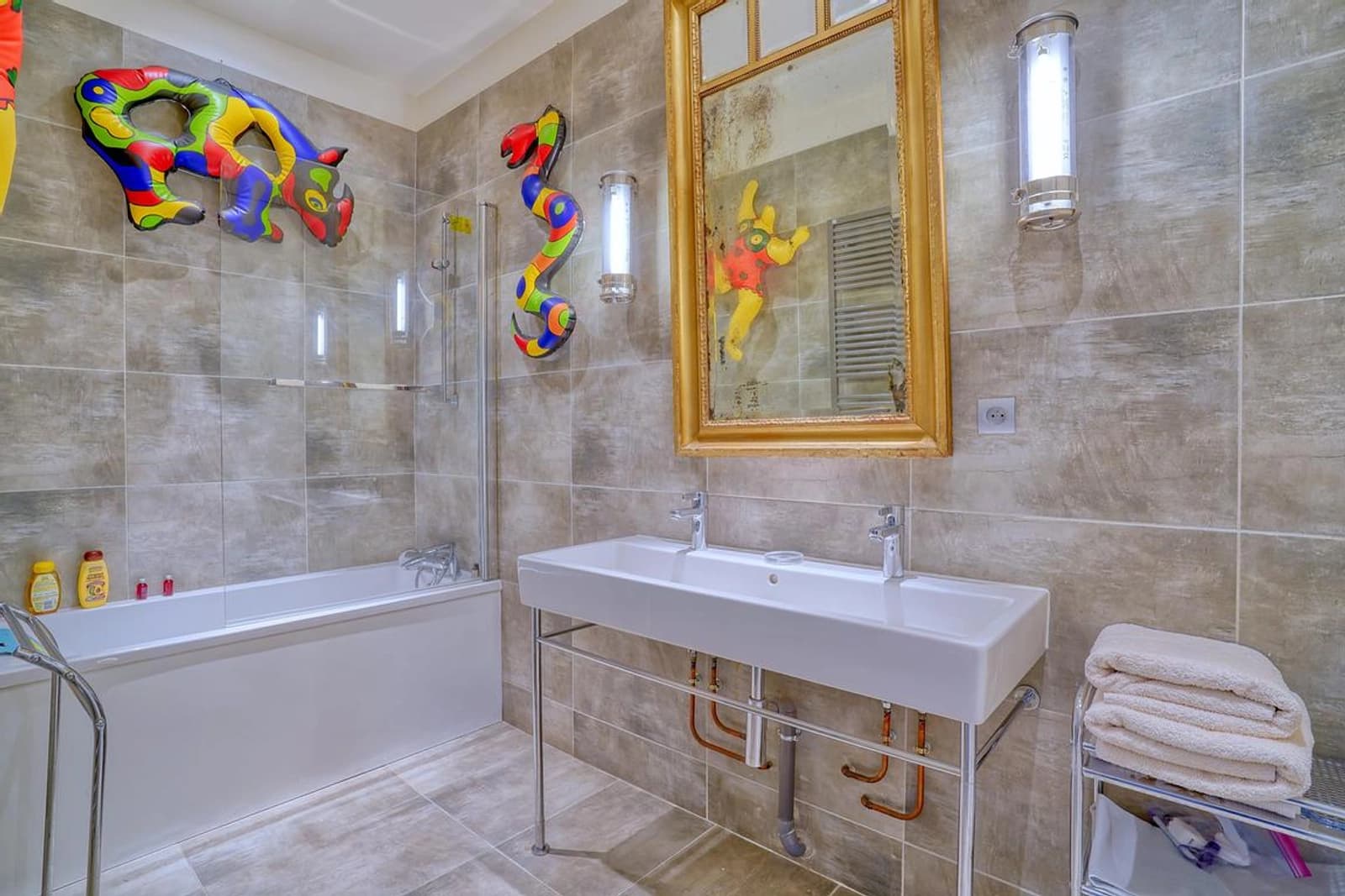 Bathroom in Loft 240m² with spectacular Eiffel glass roof - 1