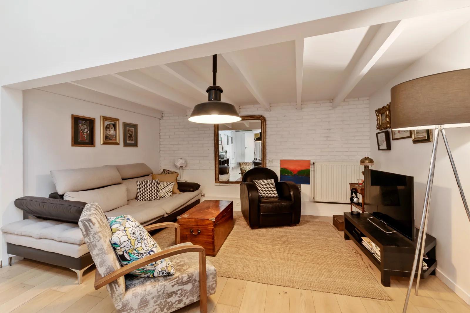 Living room in Bright, quiet loft, 2 steps from Paris - 3