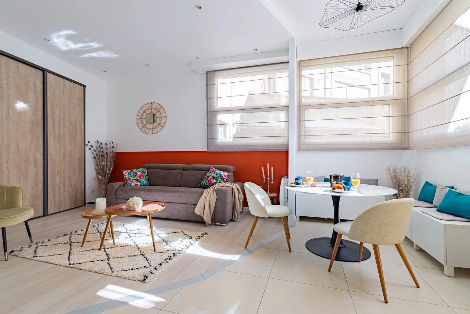 Living room in L'EssenCiel, apartment and wellness area - 0