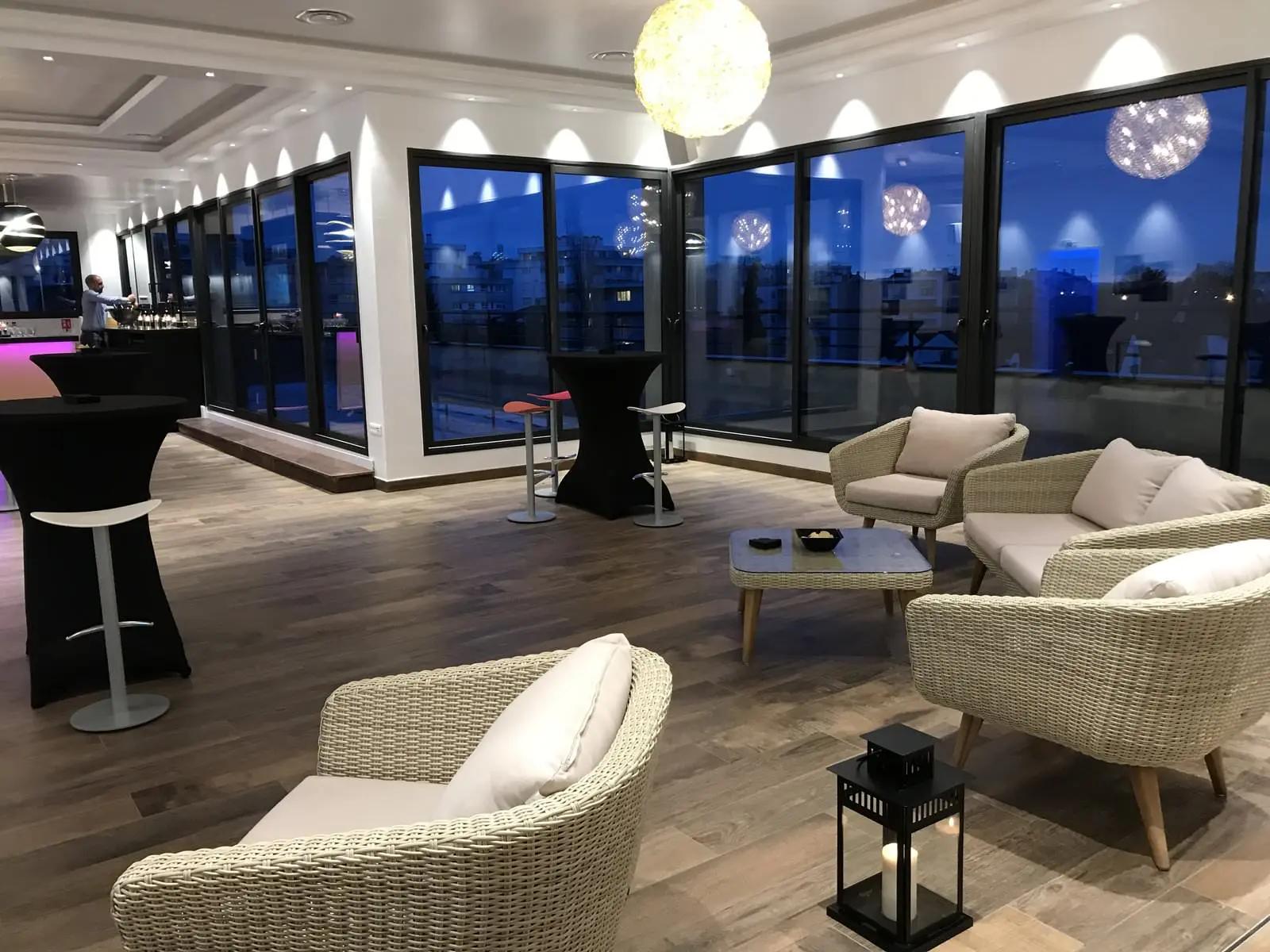 Living room in Rooftop terrace at the gateway to Paris - 1