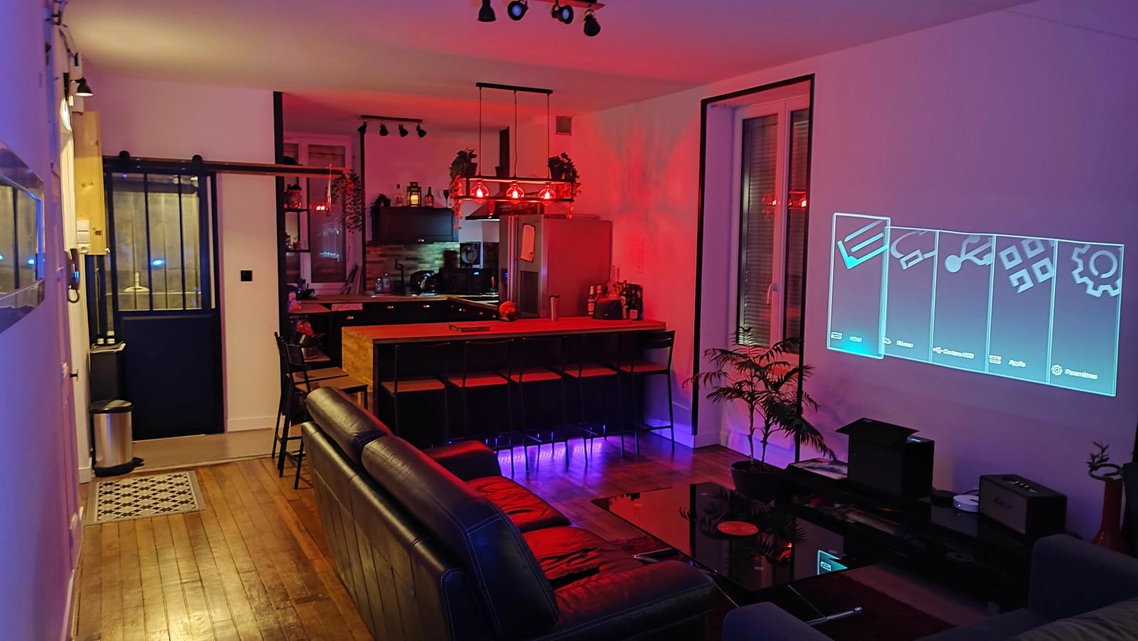 Living room in Apartment workspace around a bar - 2