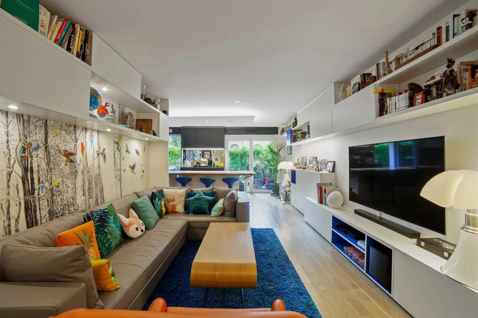 Living room in Superb designer apartment with terrace - 1