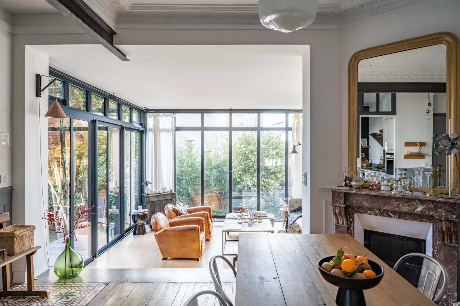 Espace Maison meulière avec verriere style modern vintage - 0