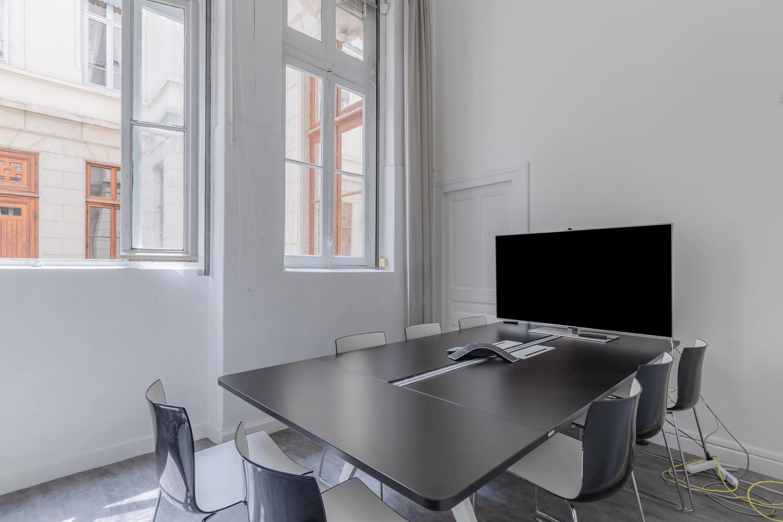 Meeting room in Exceptional Haussmann apartment Foch - 1