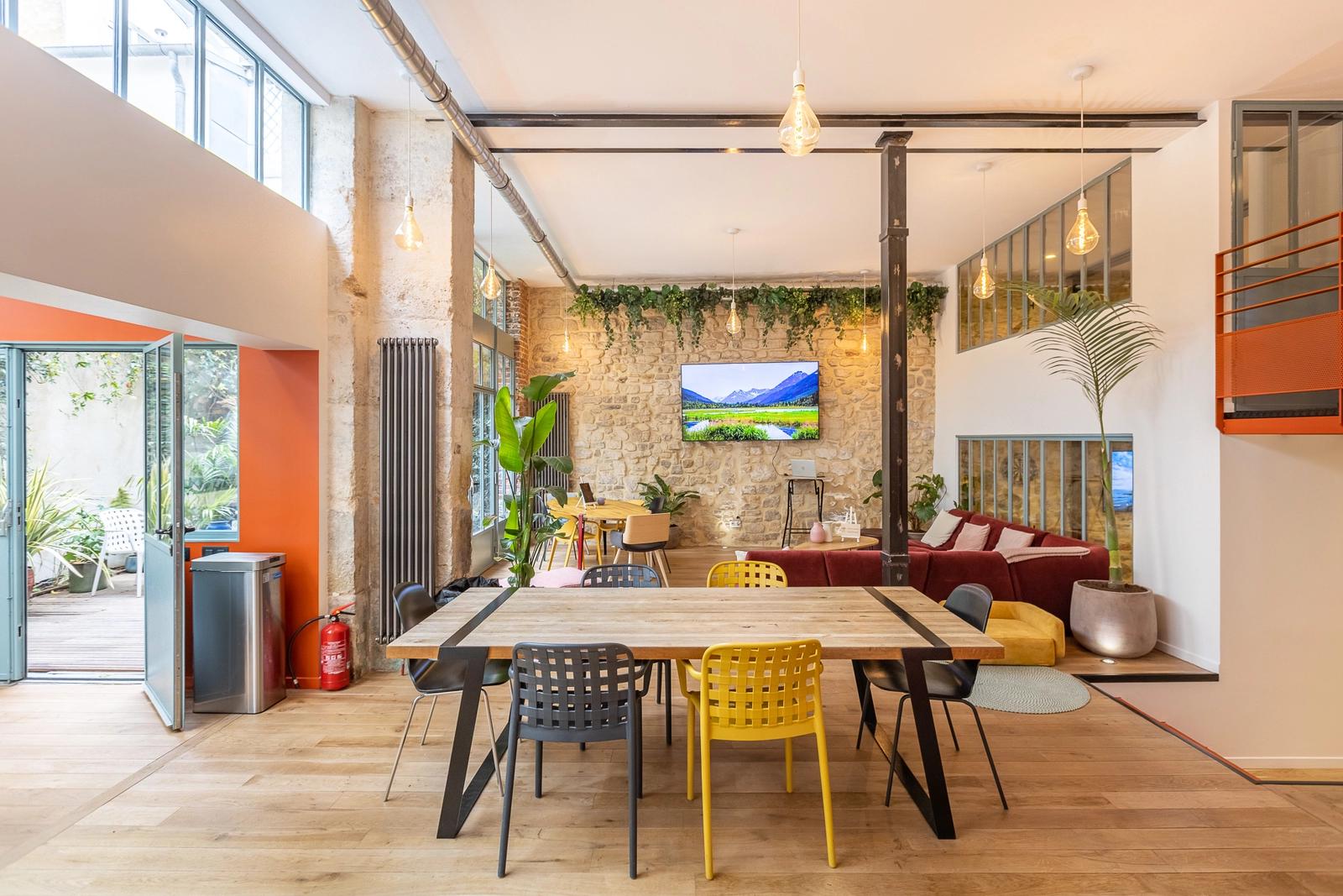 Meeting room in Artist's loft with terrace in the heart of Paris - 1