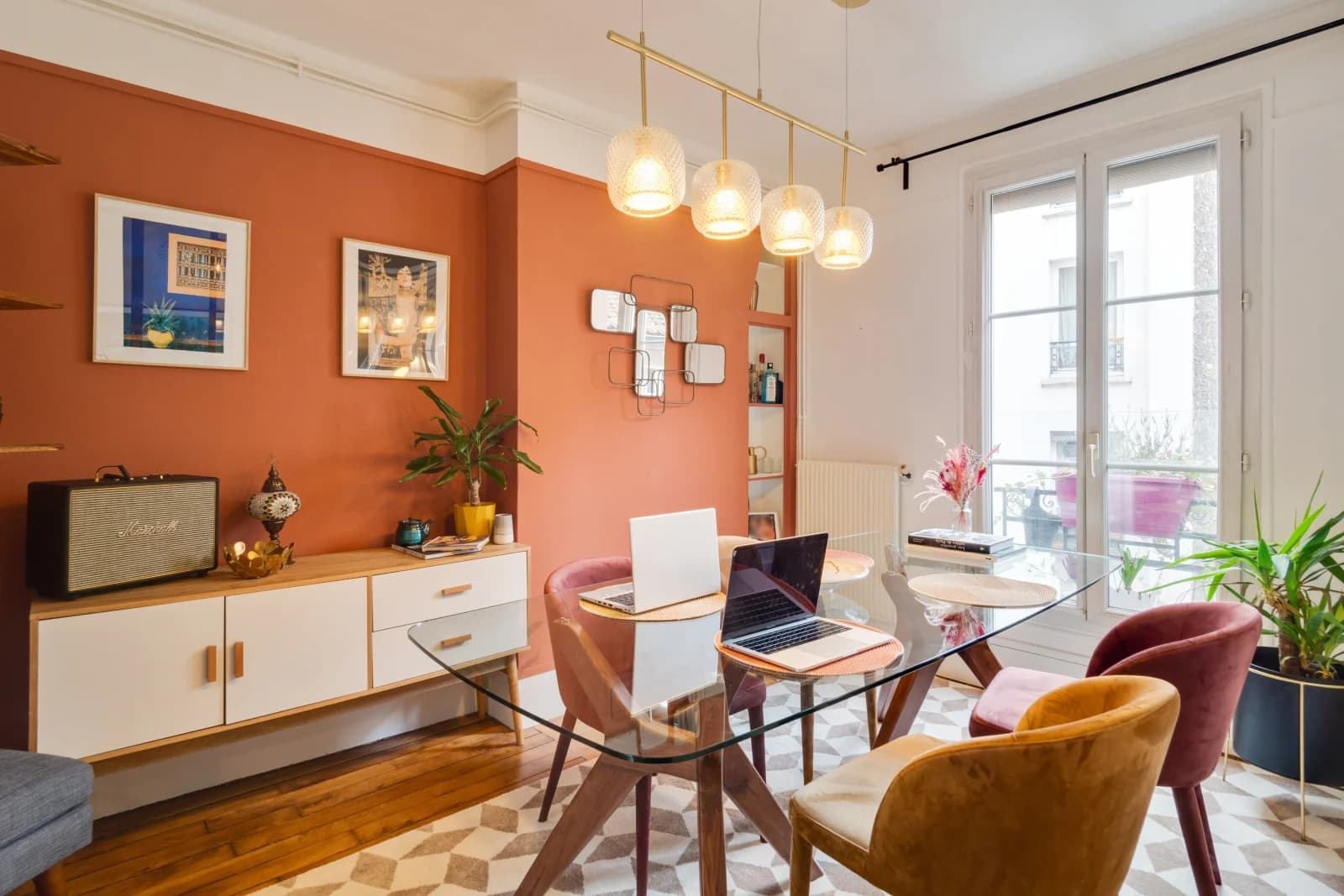 Meeting room in Warm, modern loft at the foot of Montmartre - 1